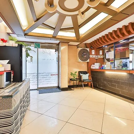 Picasso Motel