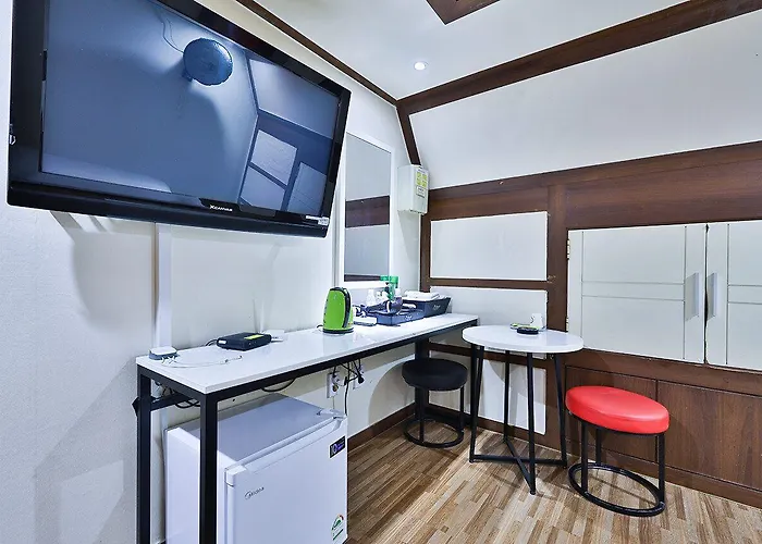 Picasso Hotel 3*