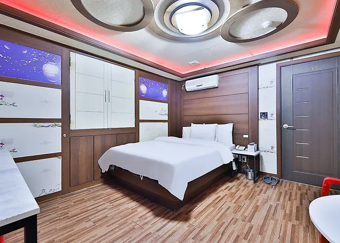 Picasso Hotel 3*
